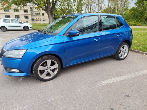 Auto skoda fabia - auto,